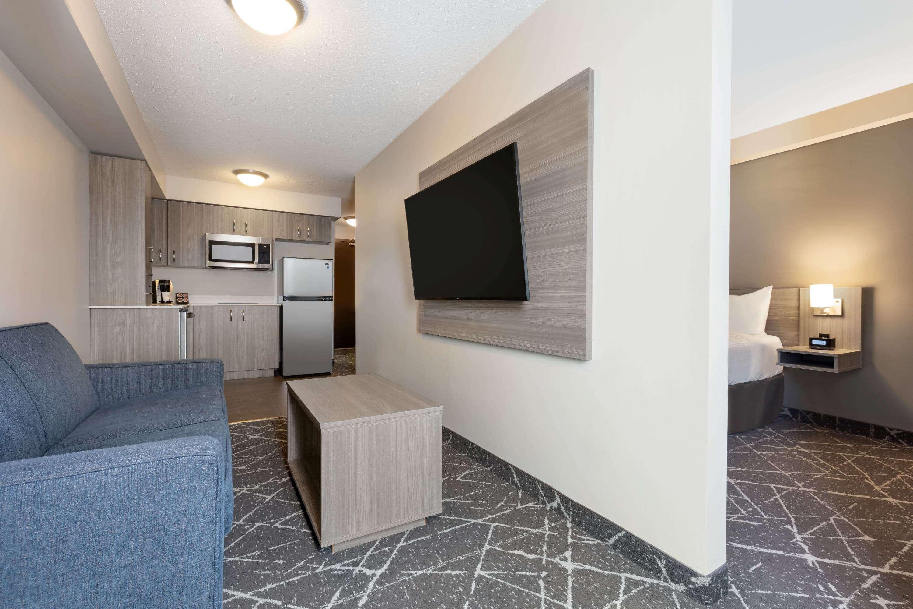 Microtel Inn & Suites By Wyndham Lloydminster Exterior photo